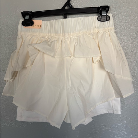 NWT Blogilates Ruffle Short White Size Small - Picture 5 of 5